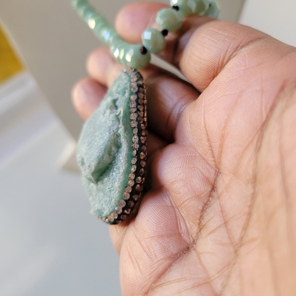 Extended Druzy Stone Beaded Necklace (Sea Green) - Picture 5 of 8